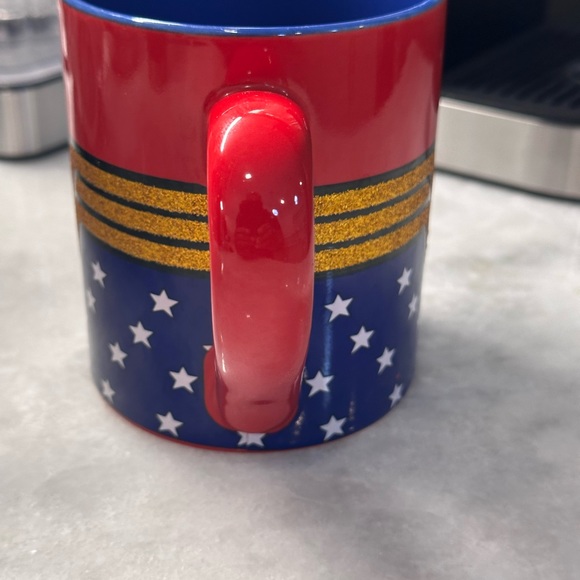 DC Comics Wonder Woman Ceramic Mug Coffee - Picture 3 of 7
